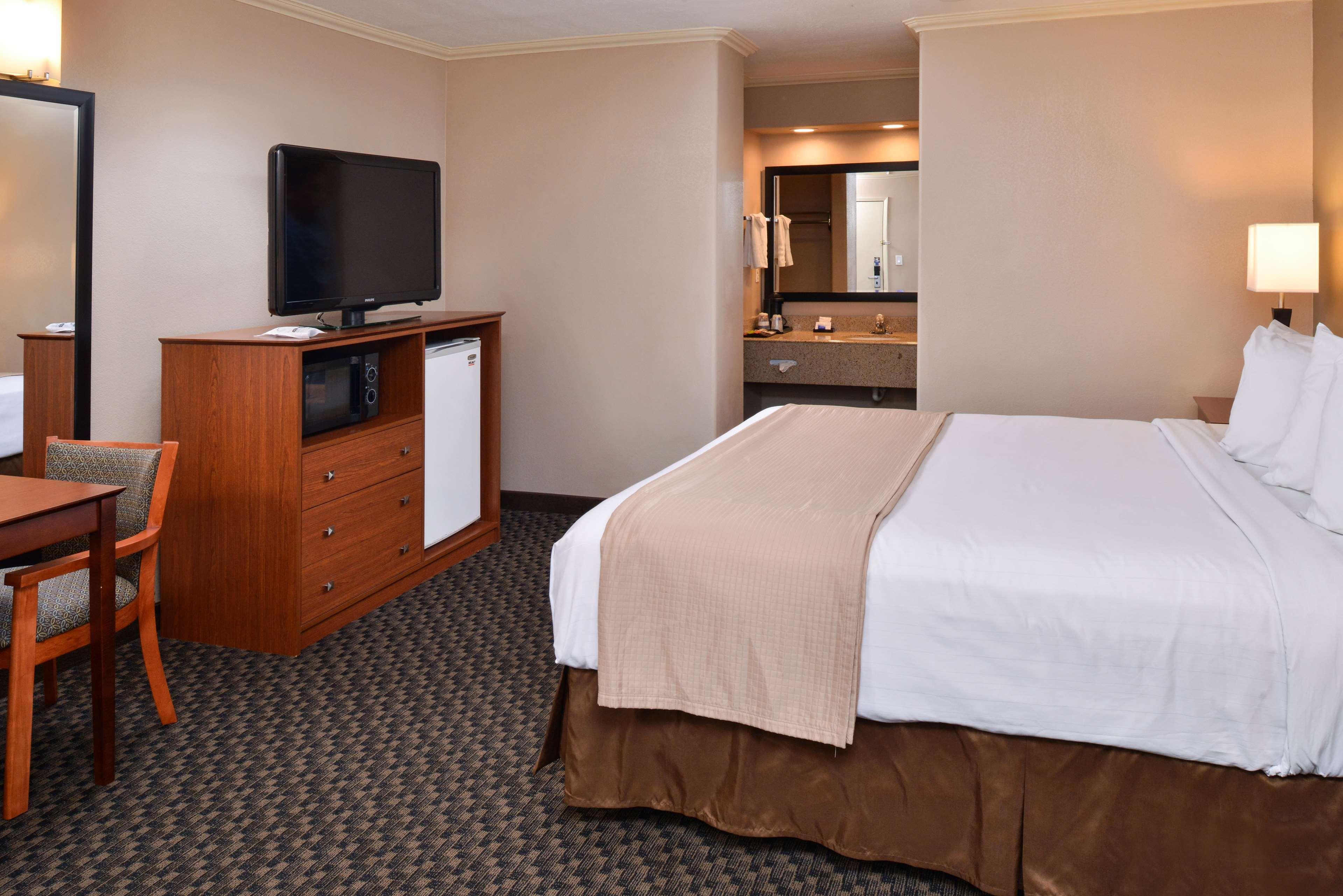 Best Western Oxnard Inn Экстерьер фото