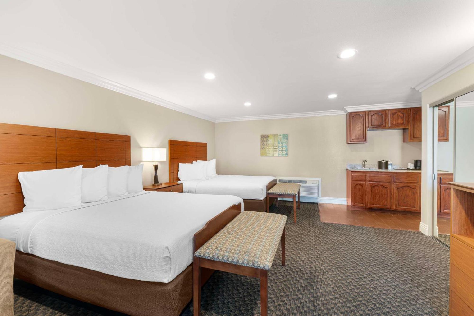Best Western Oxnard Inn Экстерьер фото