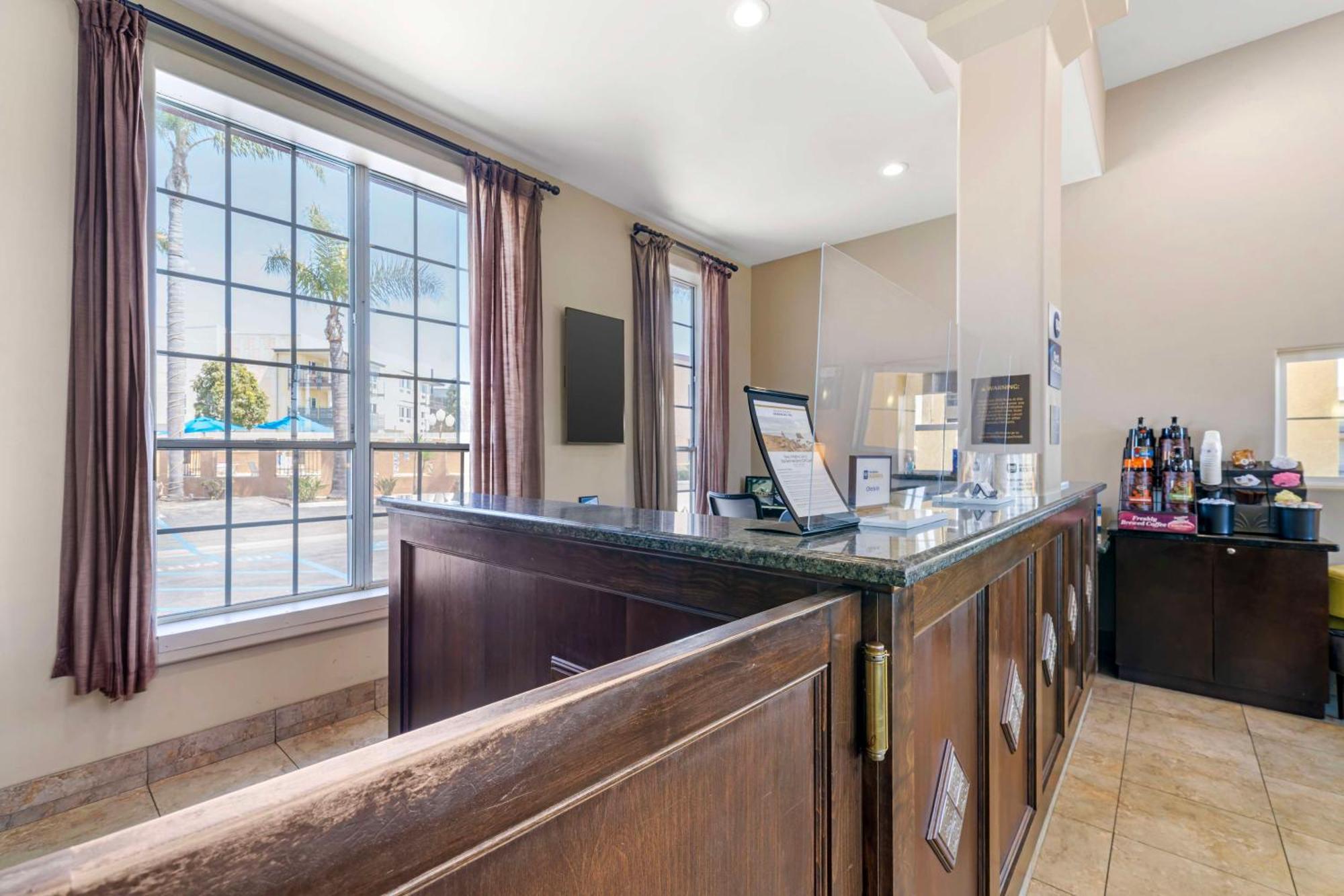 Best Western Oxnard Inn Экстерьер фото