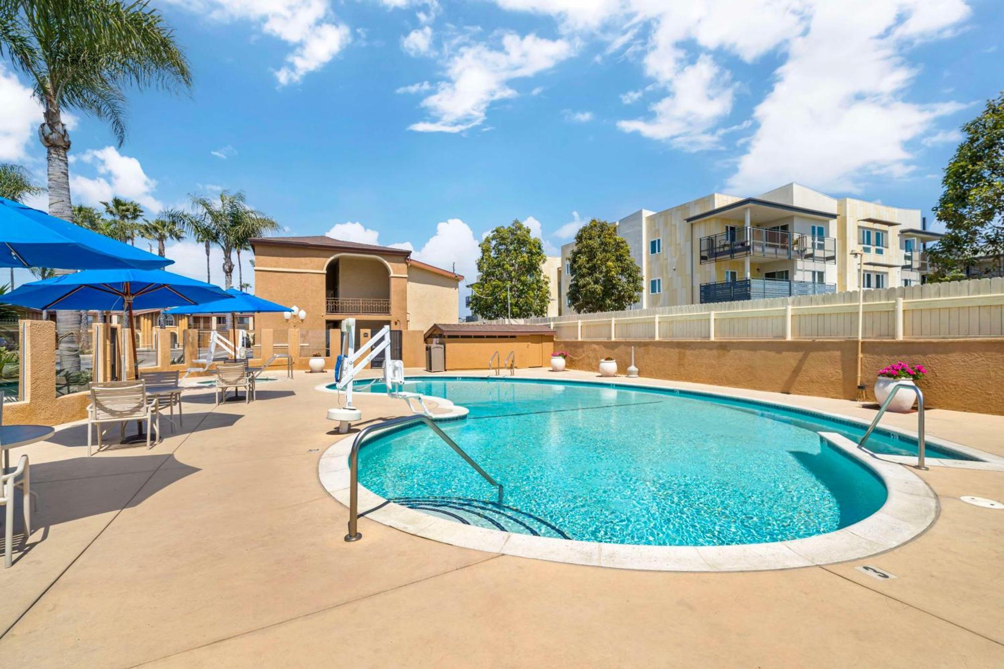 Best Western Oxnard Inn Экстерьер фото