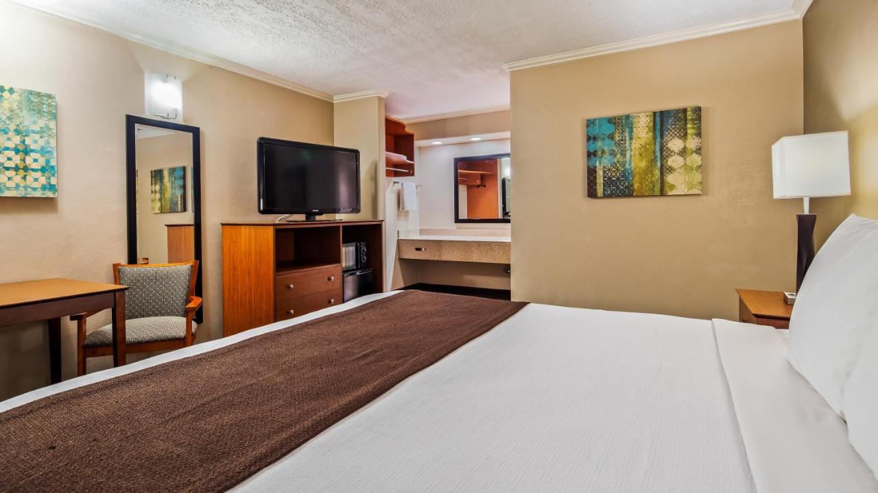 Best Western Oxnard Inn Экстерьер фото